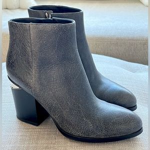 Alexander Wang Gabi Ankle Boots - Distressed black Leather, size 38